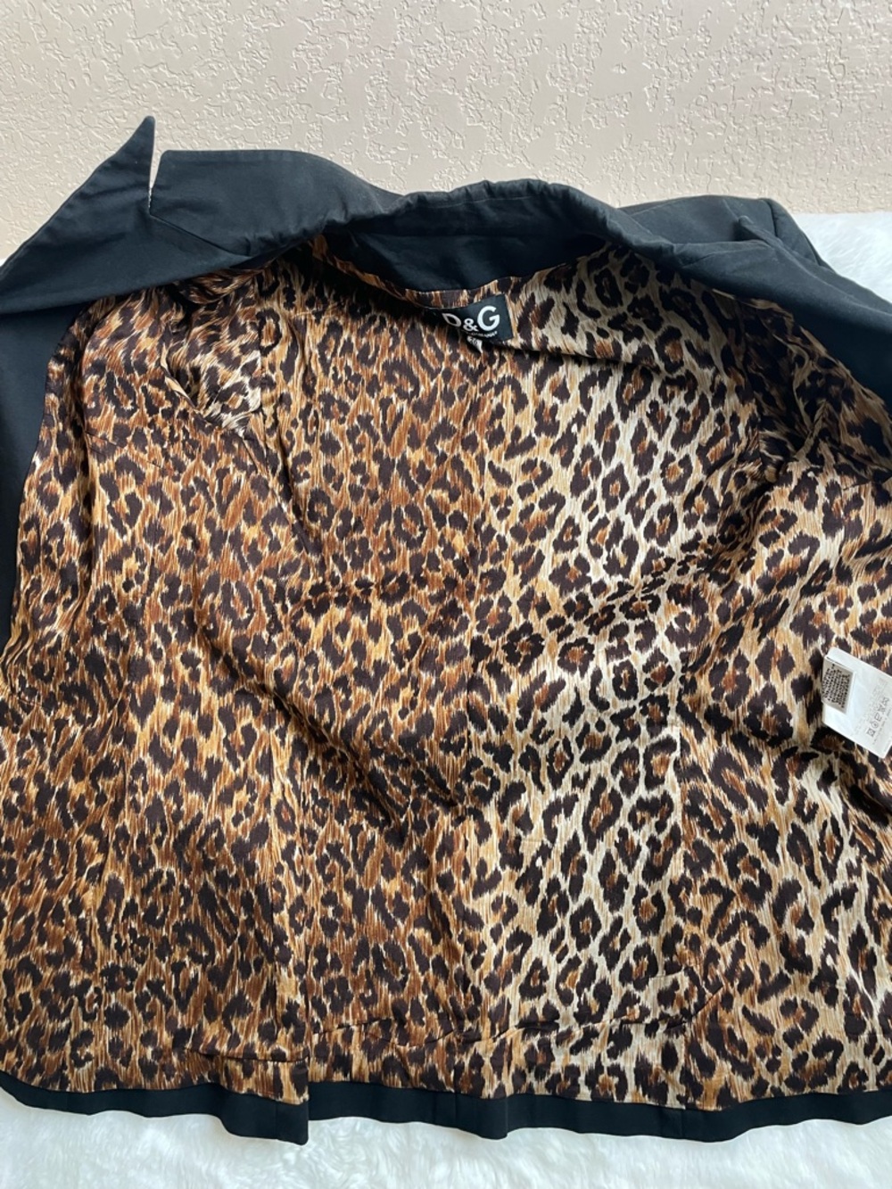 D&G Black Women's Blazer with Leopard-Print Lining - Picture 7 of 15